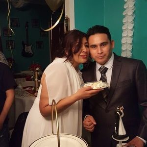 Meet your Posher, Iris